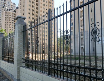 南京鐵藝圍欄使用案例